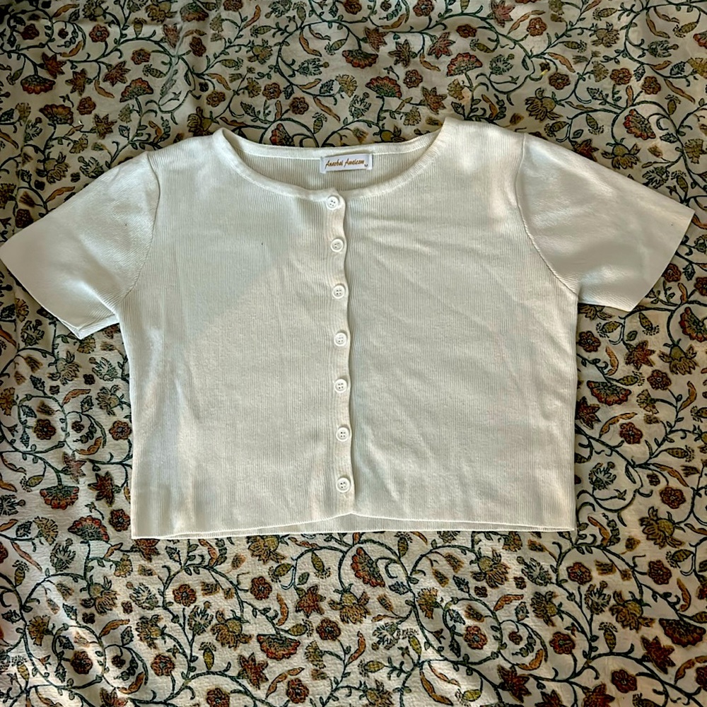 Size medium cute boutique crop top